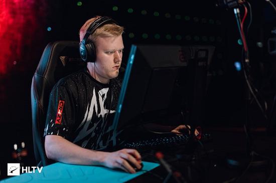 暴雪游戏风暴英雄助力跨国爱情故事